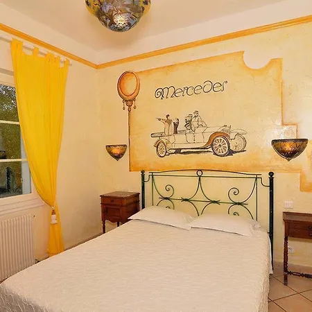 Les Flots Bleus Готель