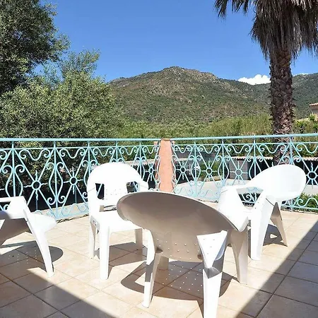 Готель Les Flots Bleus Ле-Лаванду