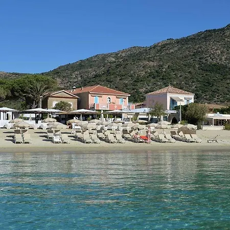 Les Flots Bleus Le Lavandou