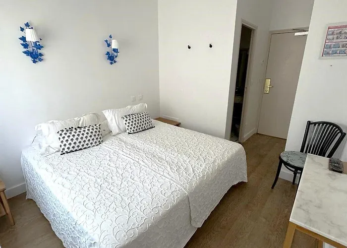 Les Flots Bleus Szálloda 3*