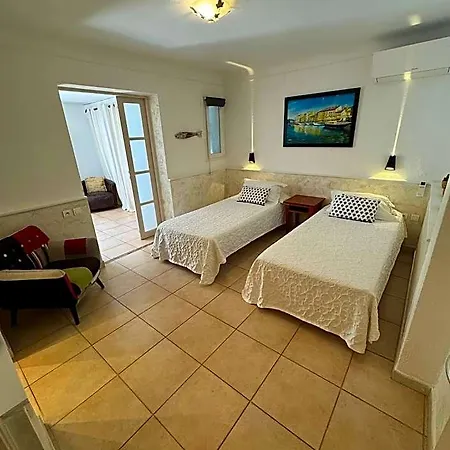 Les Flots Bleus Hotel Le Lavandou