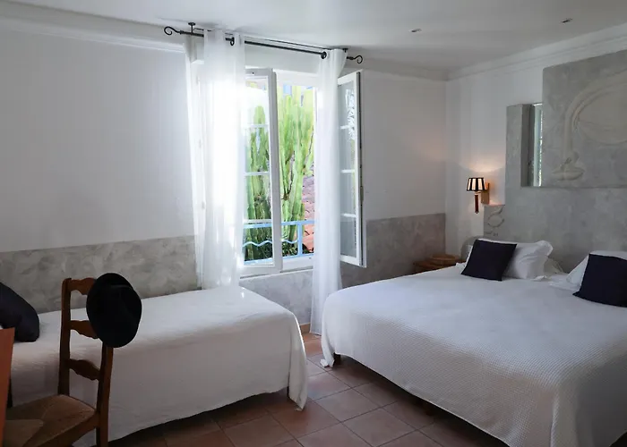 Les Flots Bleus 3* לה לבאנדו