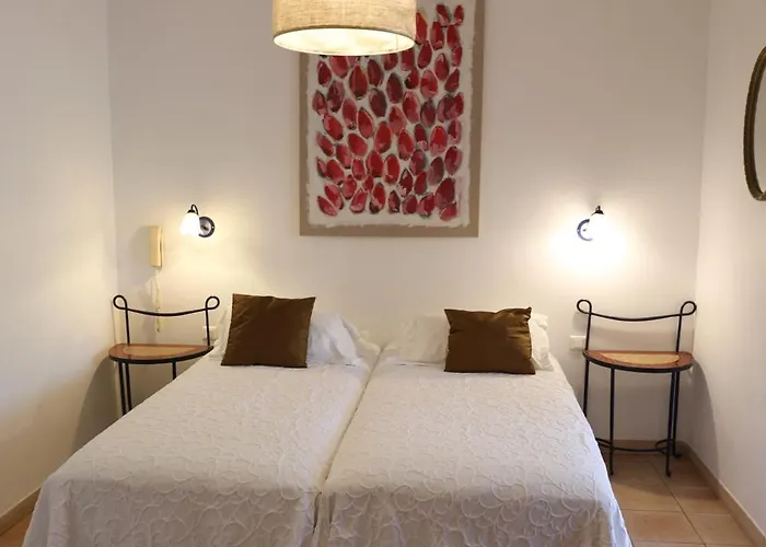 Hotel Les Flots Bleus Le Lavandou