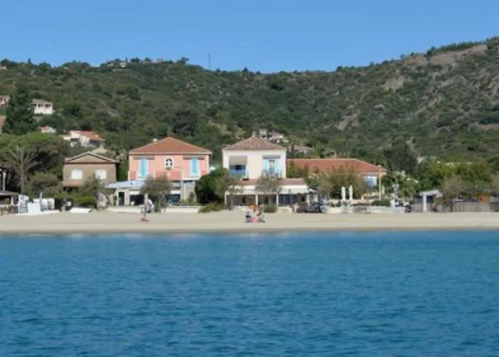 Hotel Les Flots Bleus