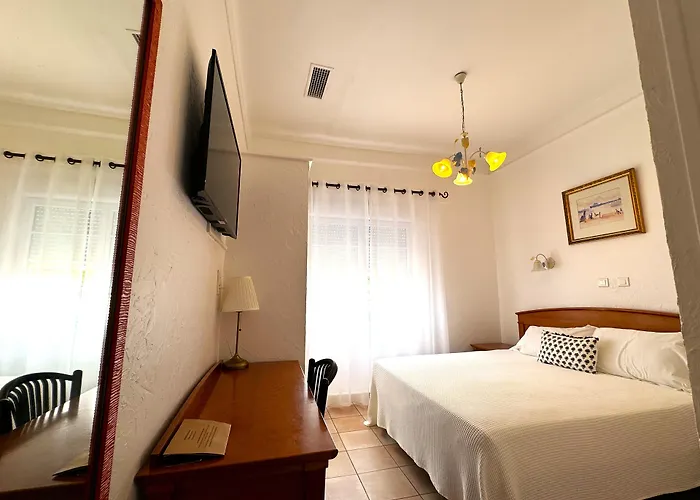 Hotel Les Flots Bleus 3*